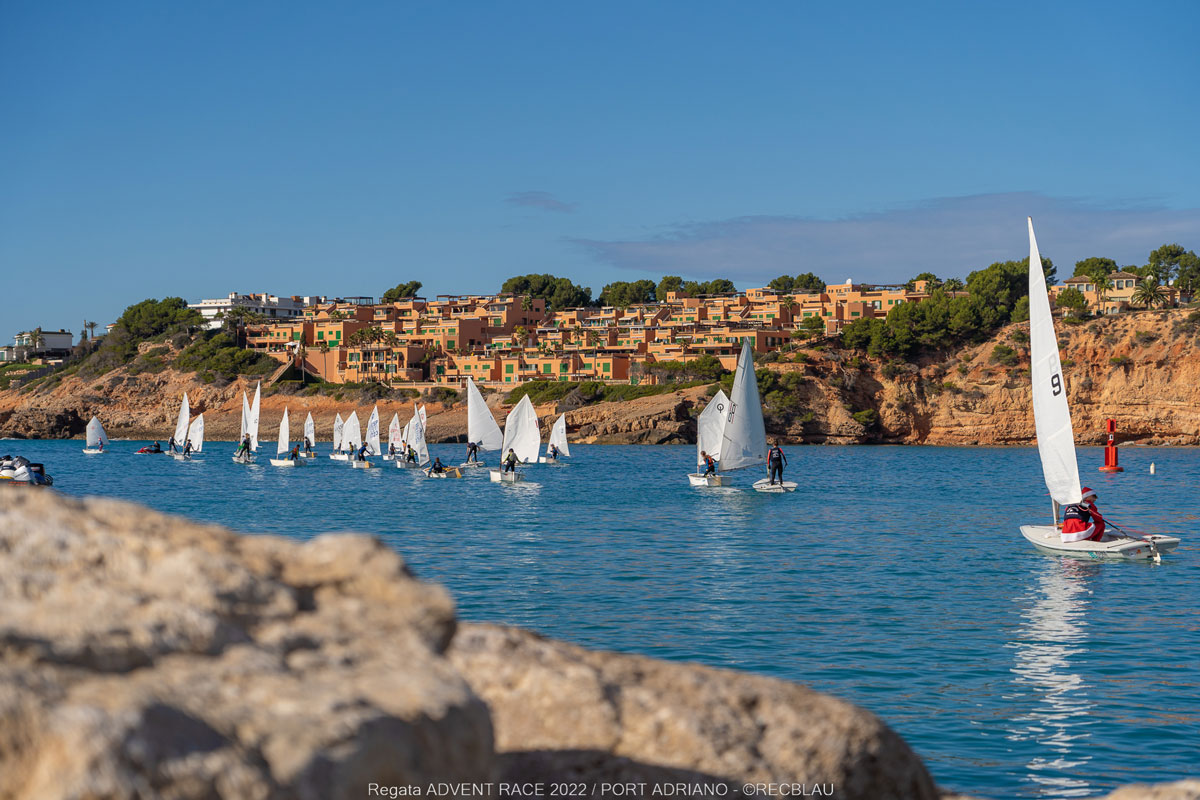 Port Adriano consolidates its commitment to sailing with the Advent Race